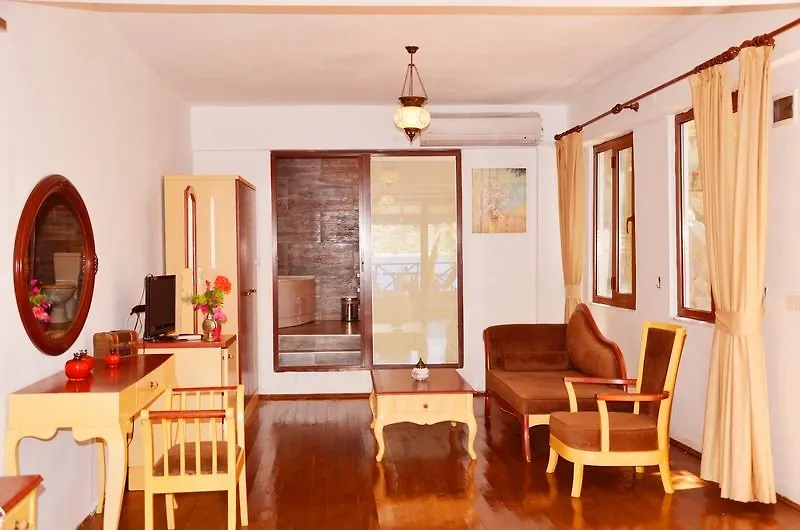 Baldan Suites بوزبورون فندق